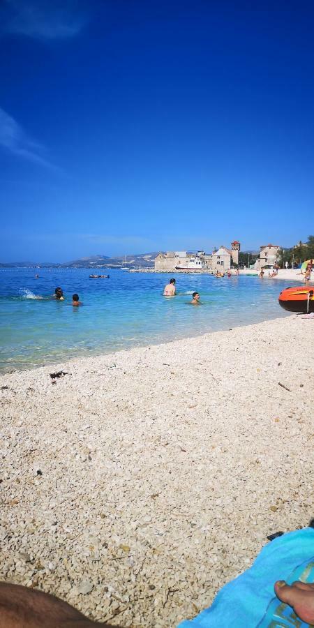 3 Bedrooms Apartman Dmt Kastela Exterior photo
